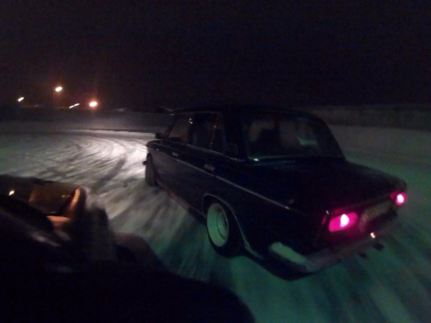 ВАЗ 2107 зимний дрифт ночь