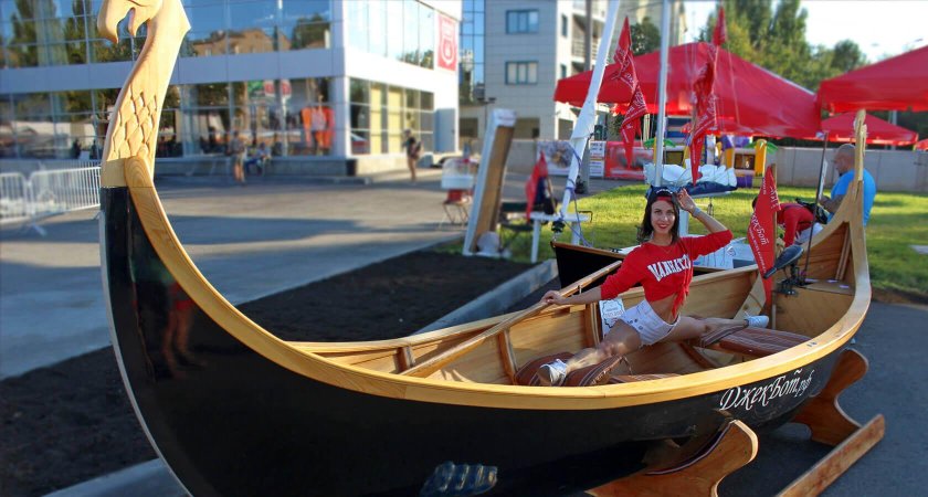 Лодка ДЖЕКБОТ