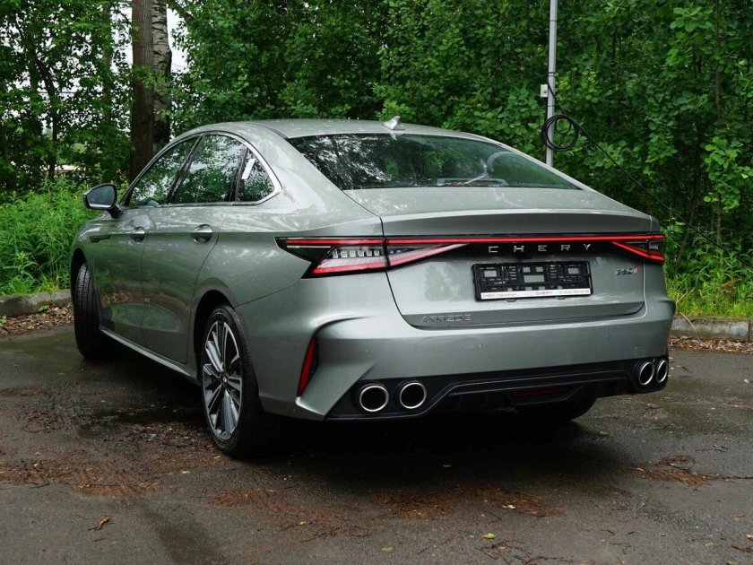 Arrizo 8 Chery серебристый