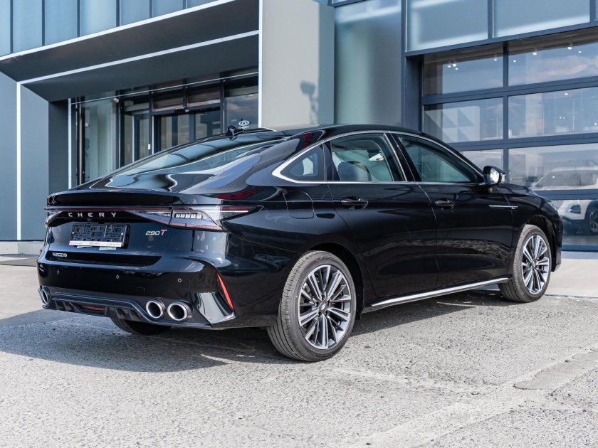 Chery Arrizo 8 2023 1.6 AMT,