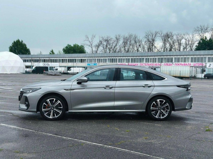 Arrizo 8 Chery серебристый