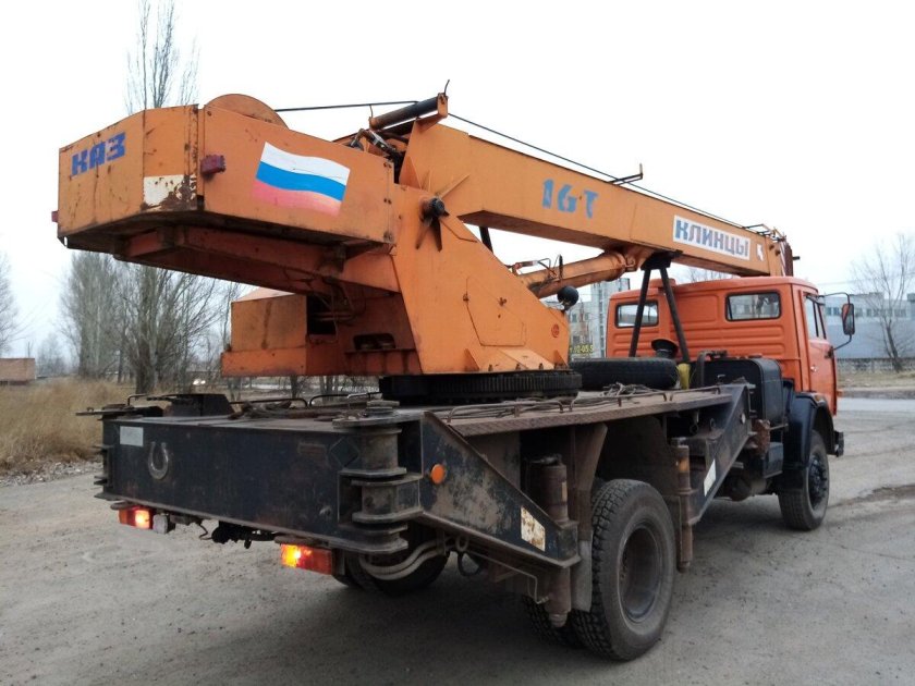 Автокран КС-35719
