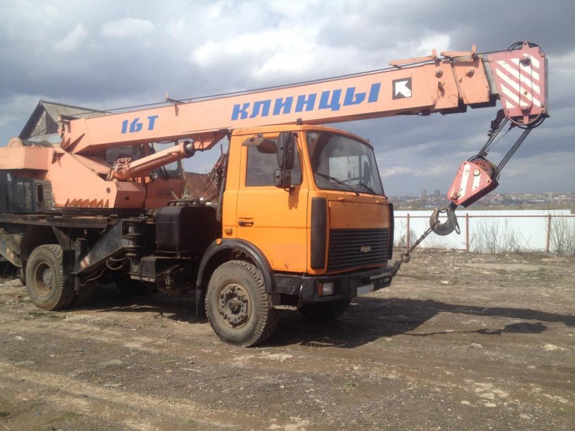 МАЗ Клинцы КС-35719