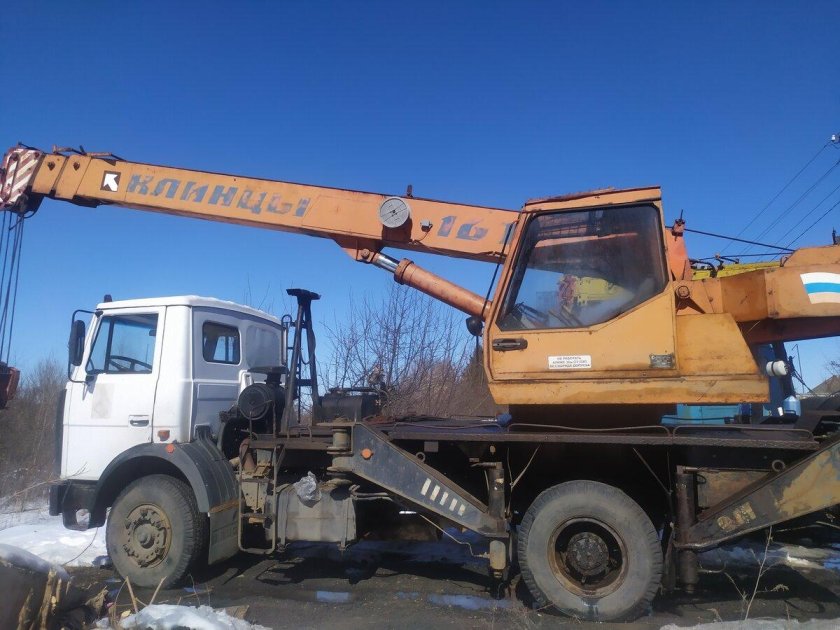 Автокран МАЗ 14 тонн