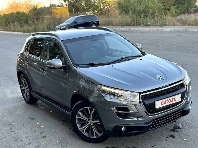 Пежо 4008 2012