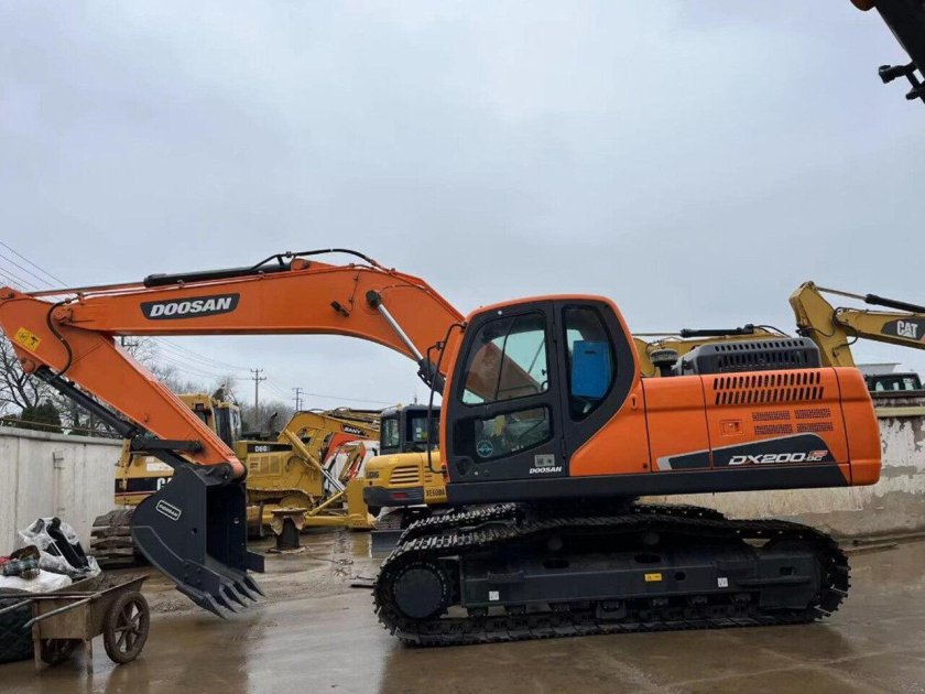 Doosan dx 300 lca