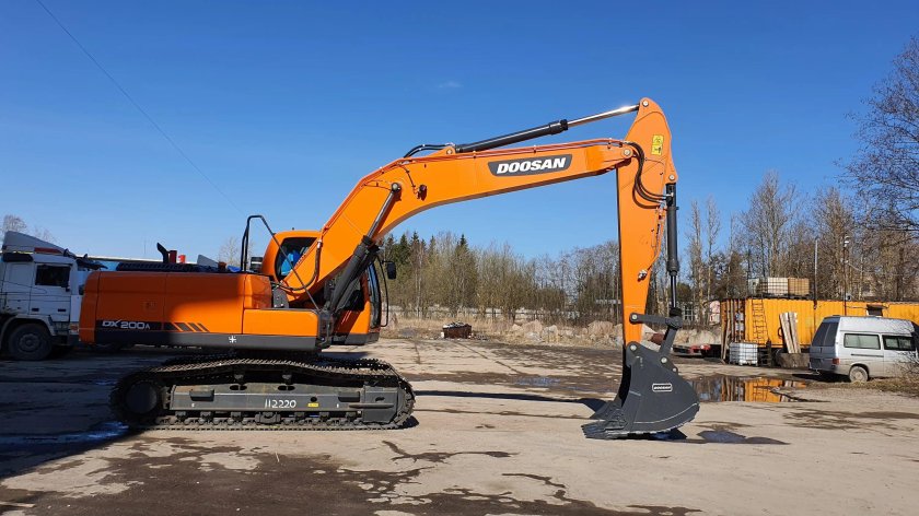 Doosan dx200a