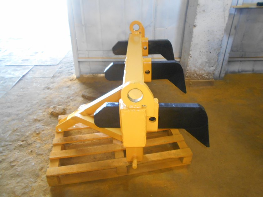 Рыхлитель ДТ-75