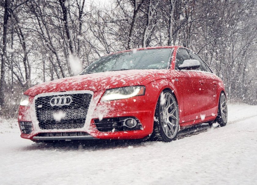 Ауди s4 красная