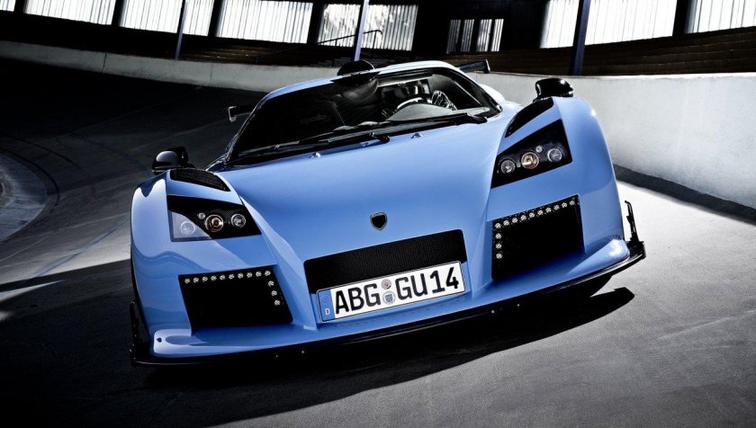 Gumpert apollo s