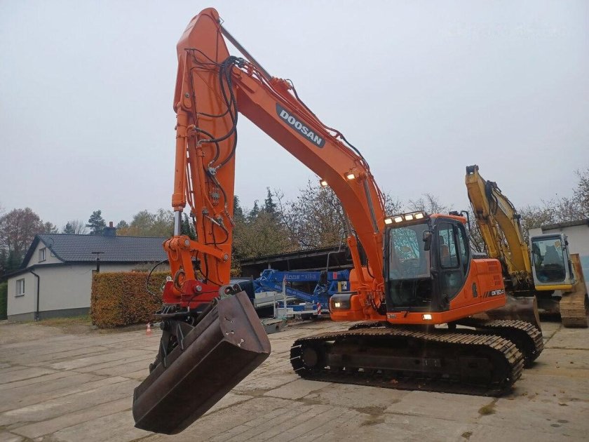 Экскаватор doosan