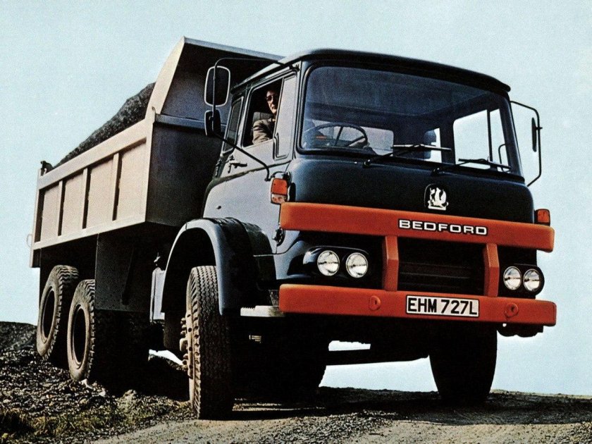 Bedford грузовик