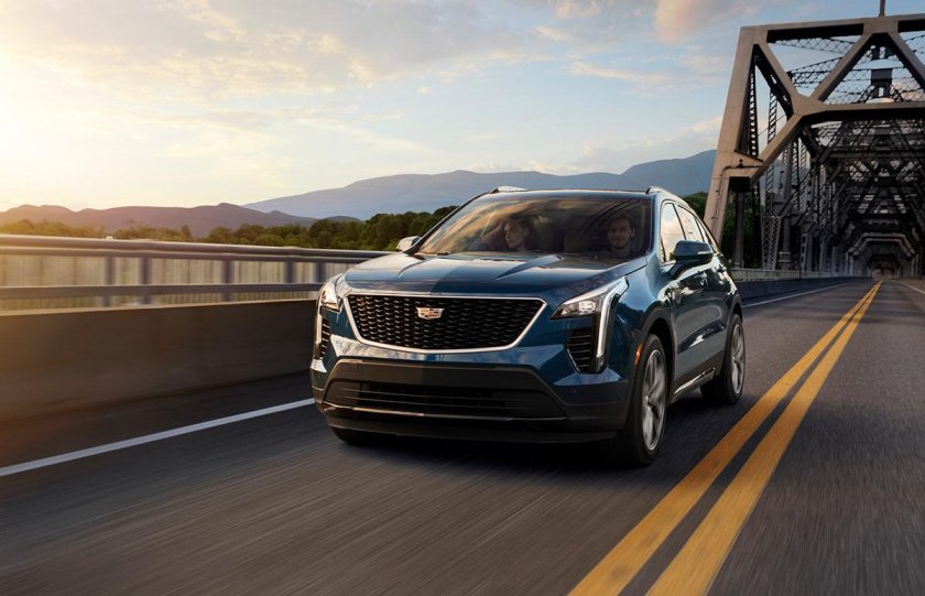 Кадиллак xt 4