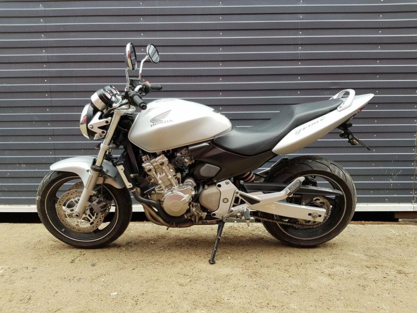Honda cb600f Hornet