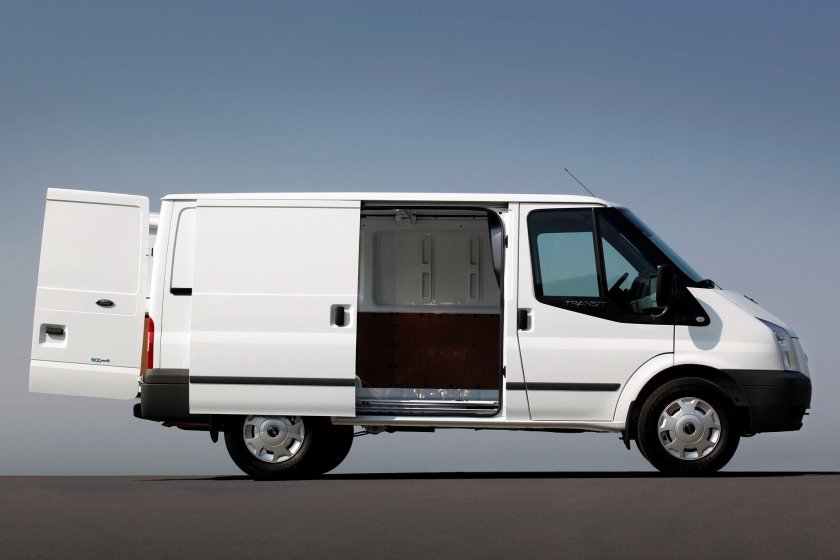 Ford Transit 2.2 грузовой фургон