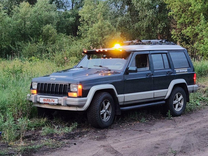 Jeep cherokee ii