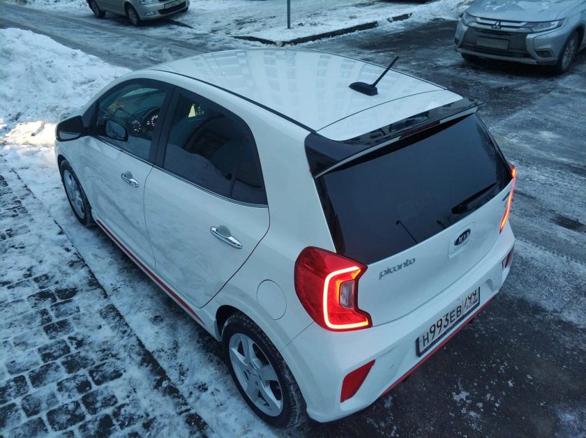 Kia Picanto 1 спойлер