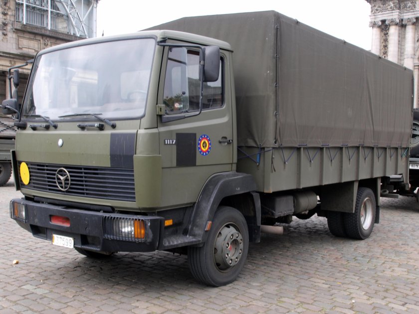 Mercedes Benz 1117