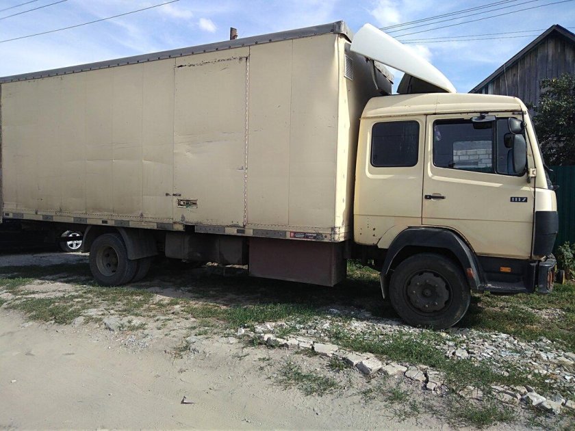 Мерседес бенц 814