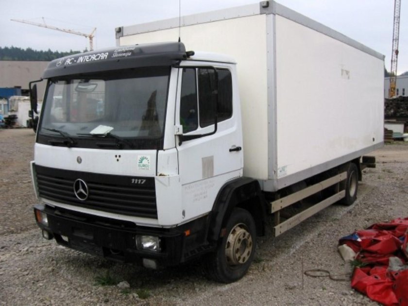 Mercedes Benz 1117