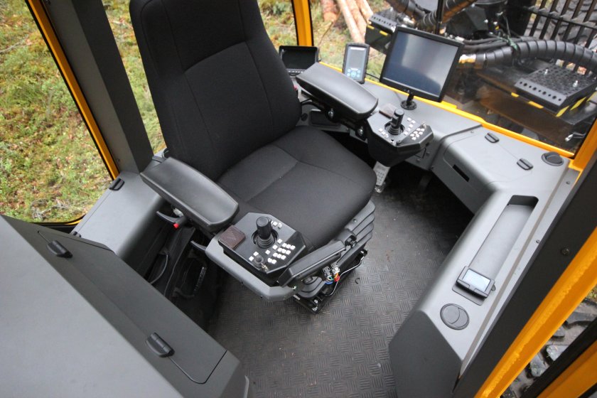 Fr28 форвардер