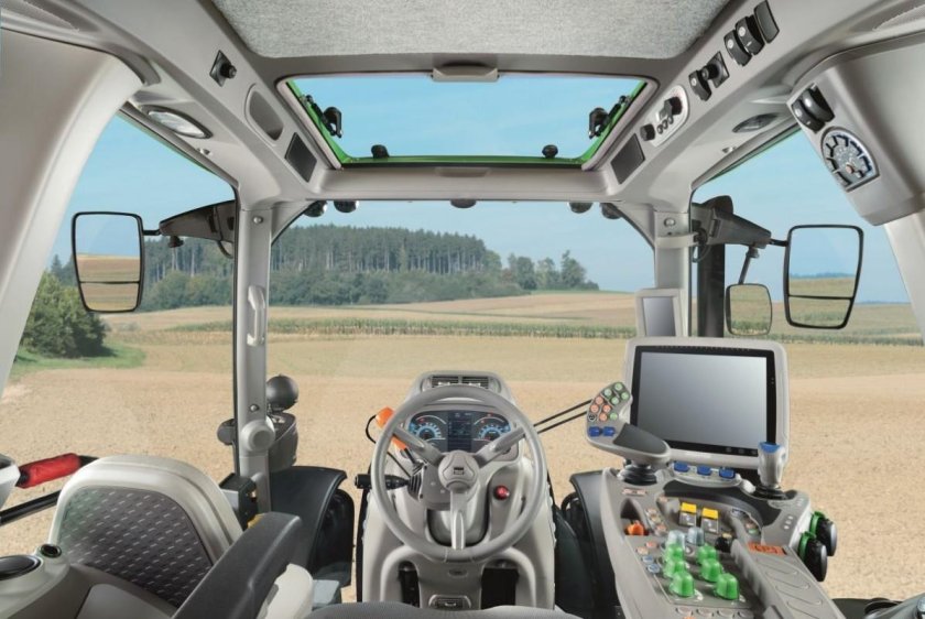 Кабина трактора Фендт