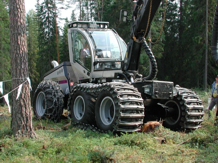 Форвардер гусеничный МТБ-18