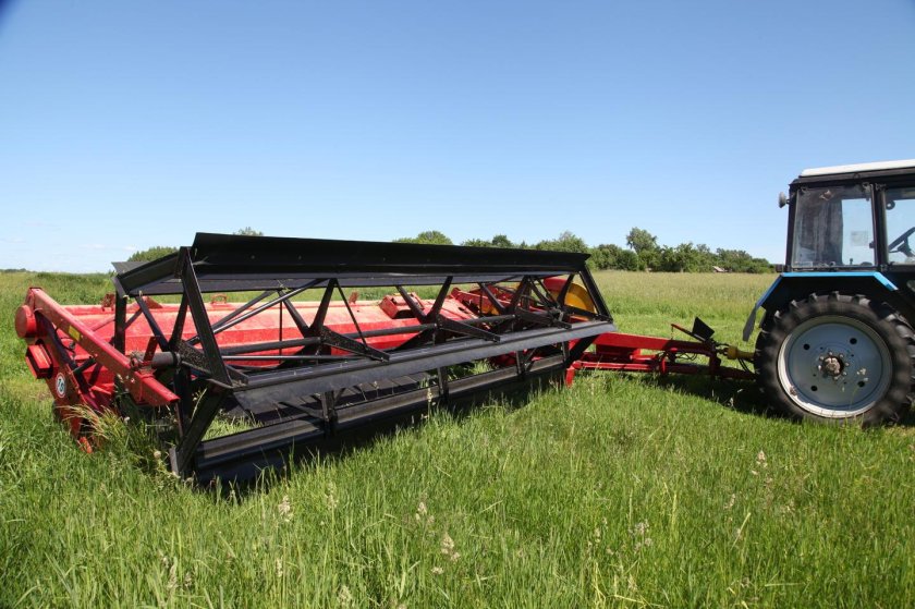 Жатка валковая зерновая ЖВЗ-7