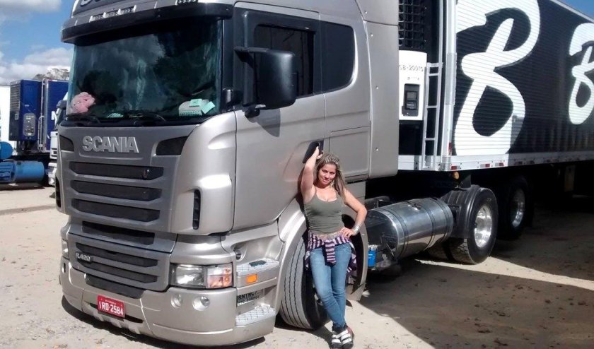 Скания и девушки