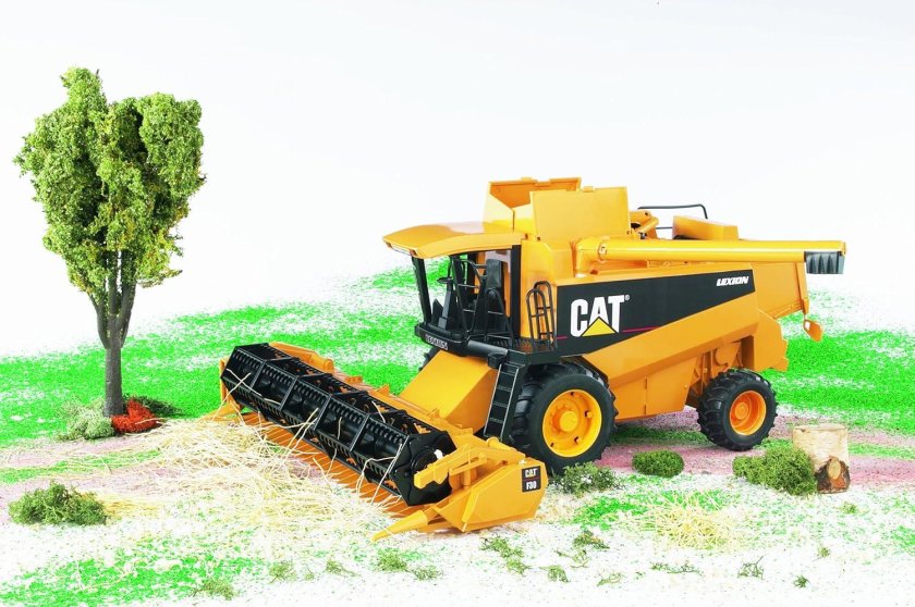 Кормоуборочный комбайн Брудер