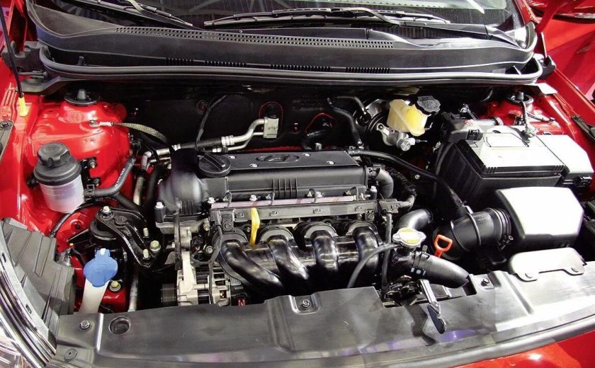 Моторный отсек Солярис 1.6