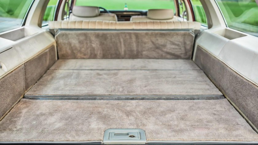 Oldsmobile Custom Cruiser 1983