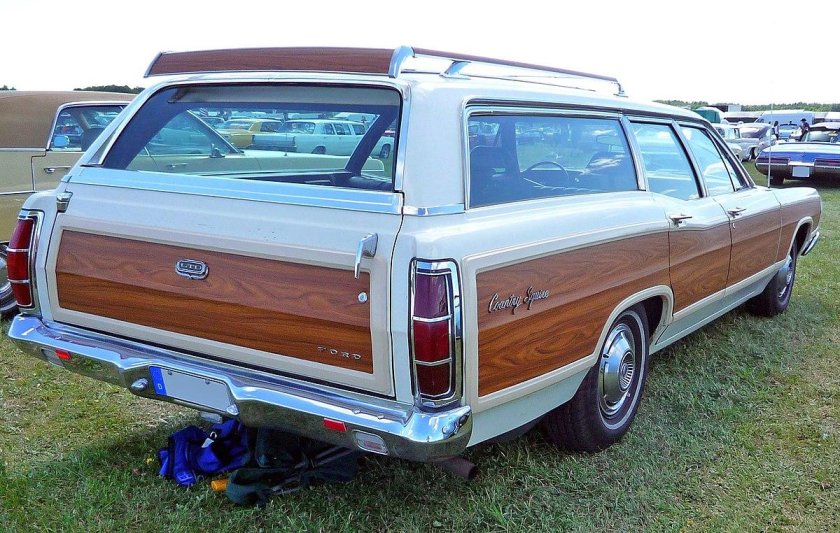 1970 Ford Ltd Country Squire