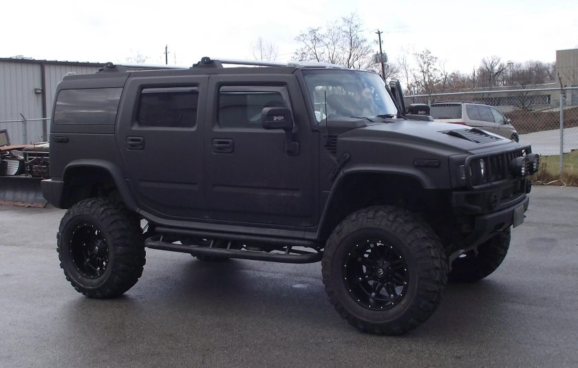 Hummer h2 Side