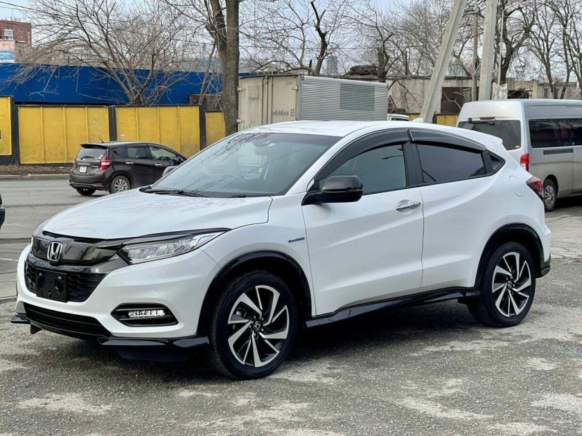 Honda Vezel 2018 белый