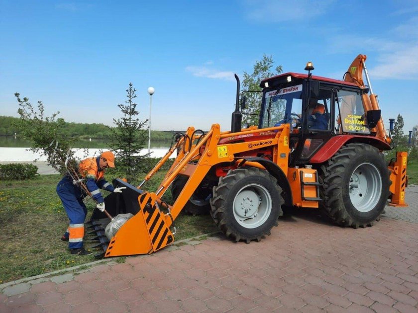 Экскаватор Амкодор 702