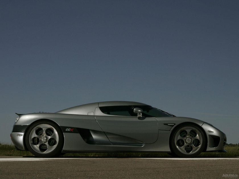 Машина koenigsegg