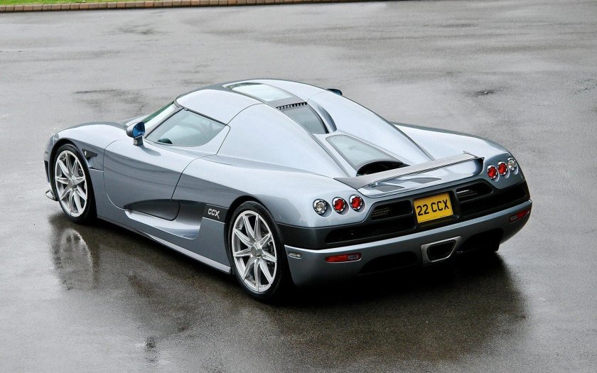Машина Koenigsegg CCX