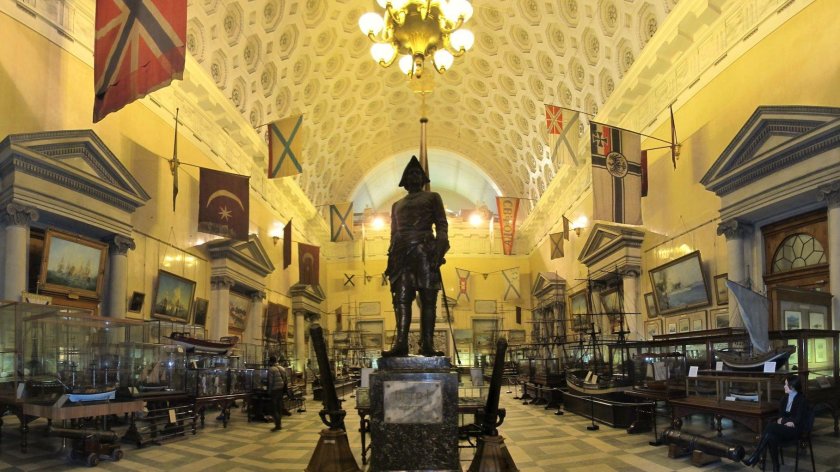 Военно-морской музей в Санкт-Петербурге