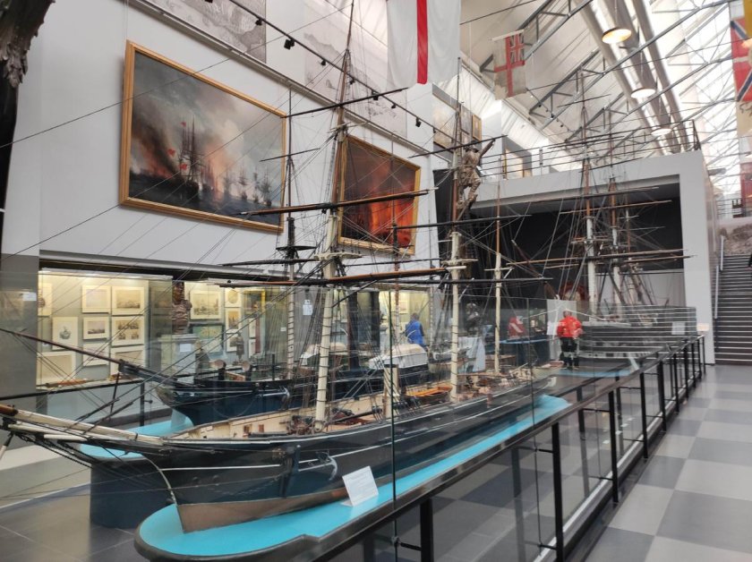 Центральный военно морской музей санкт петербург