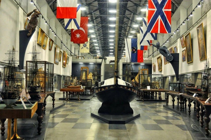 Музей военно-морского флота в Санкт-Петербурге