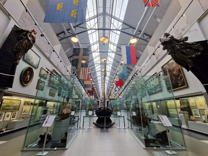 Центральный военно морской музей санкт петербург