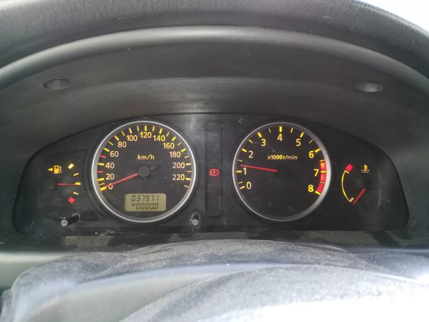 Панель приборов Almera n16