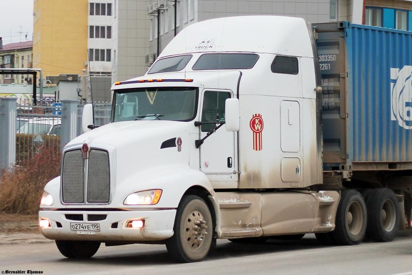 Тягач Кенворт т660