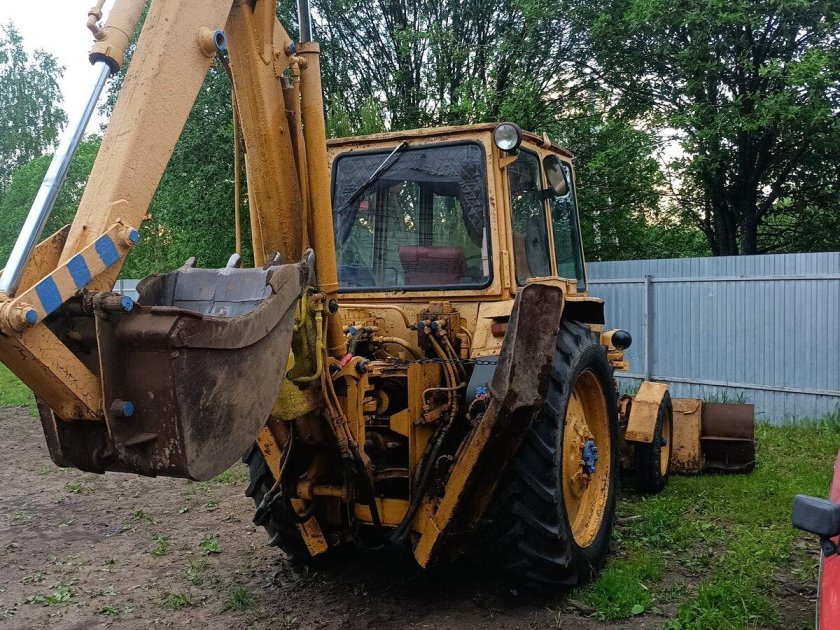 Экскаватор эо 2621