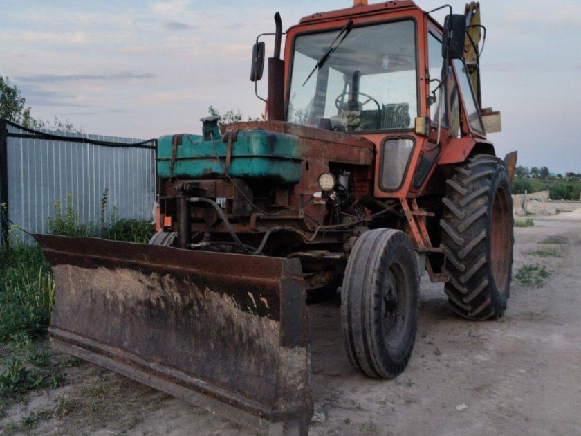 Трактор экскаватор юмз 6