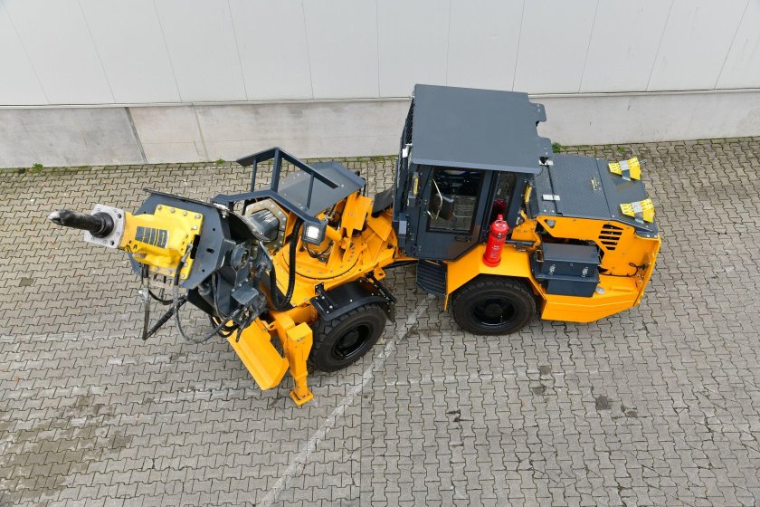 Самоходная машина