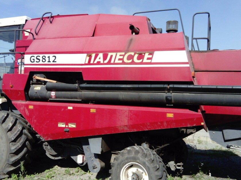 Комбайн гомсельмаш