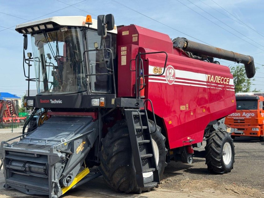Комбайн гомсельмаш