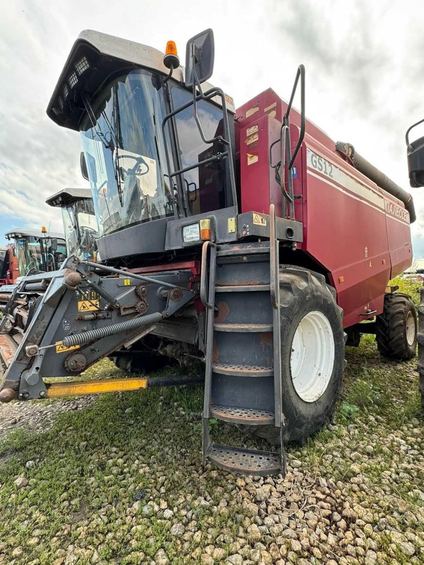 Комбайн гомсельмаш